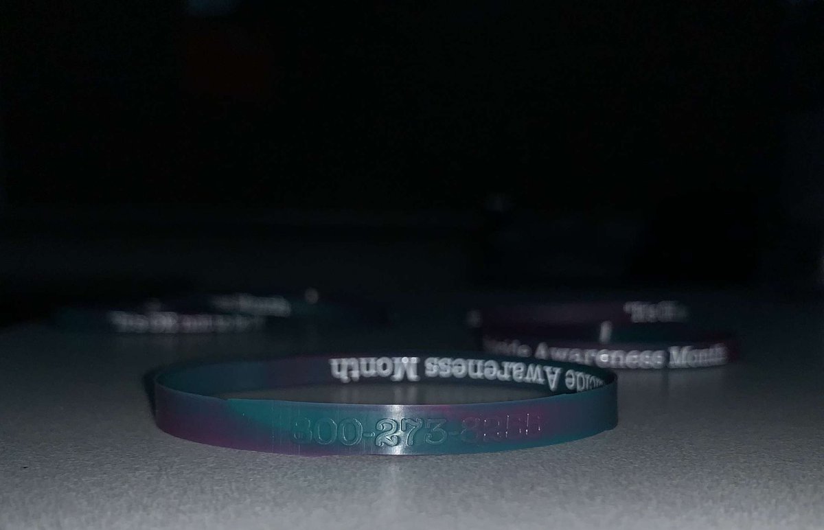 IHS_Leadership's tweet photo. In honor of suicide awareness month, we are selling rubber bracelets for $1!! You can get them in room 100 (Ms Duffy’s room)!! #breakthestigma 💙💚💜 https://t.co/cQQkUitJfz
