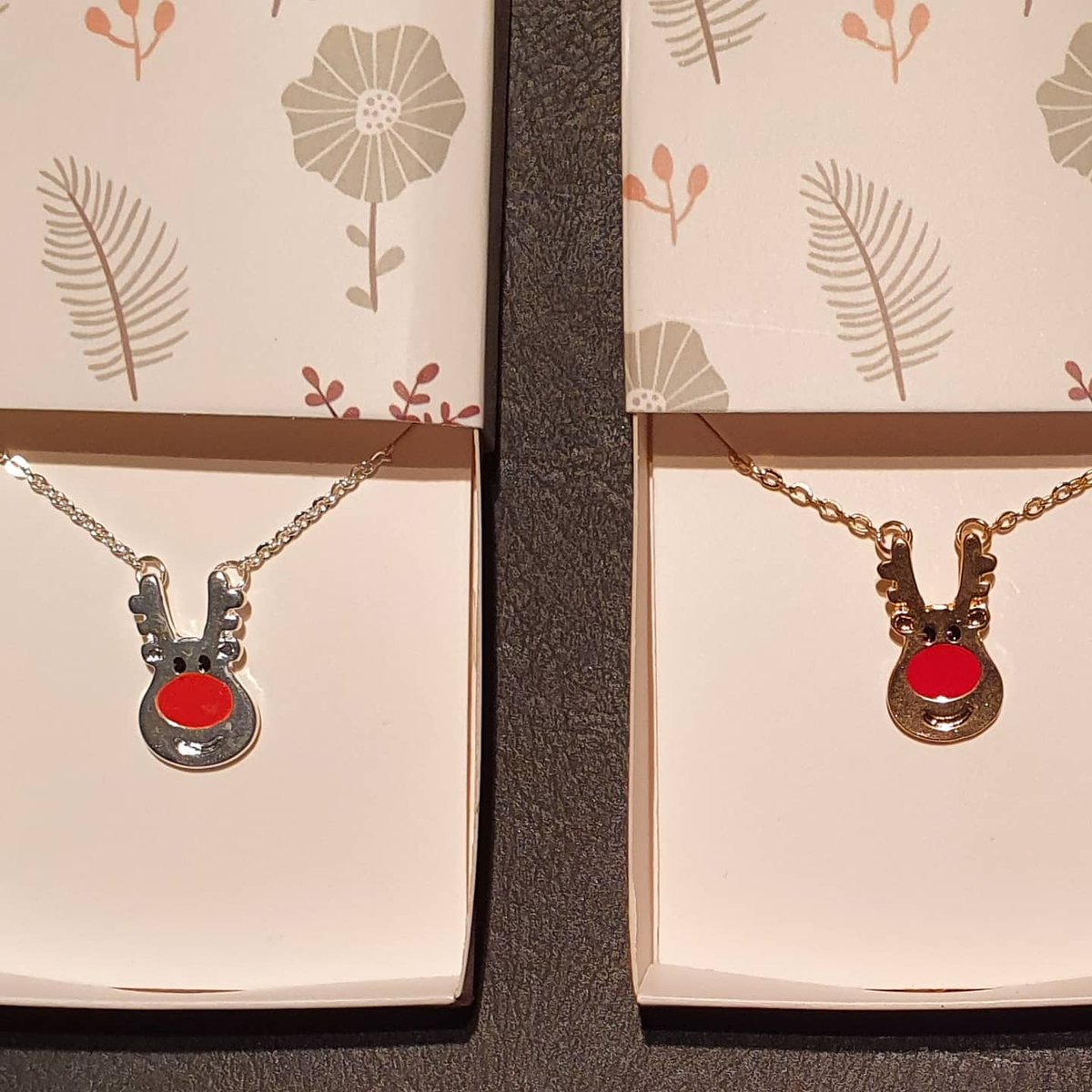 More animal themed jewellery just added!

All necklaces/pendants £7.50 including UK delivery (DM to order)

More products here: facebook.com/RamsbottomGifts 

#Ramsbottom #Rammy #gifts #animal #Rudolph #reindeer #Christmas #dog #cat #jewellery #necklace #pendant #heart #paw