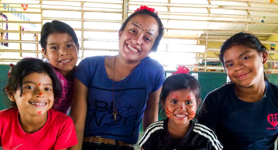 ¡Atención! La tercera edición del Premio #LoMejordeNos ya tiene ganadores. Te invitamos este martes #10Nov, a las 11:00 am, a conocer el veredicto de Alicia Hernández <a href="/por_puesto/">Alicia Hernández</a>, Alfredo Meza <a href="/alfredomeza/">Alfredo Meza</a> y Ángel Gustavo Infante <a href="/AngelG_Infante/">Angelgustavoinfante</a> #BanescoContigo #LVN