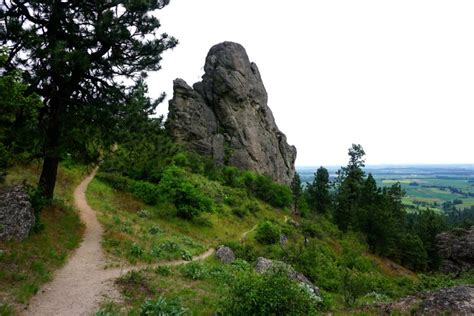 dishmanhills's tweet photo. In 1997 the Dishman Hills acquired the Rocks of Sharon. Now known as the Iller creek unit it has become a popular hiking and rock climbing spot. #dishmanhills #rocksofsharon #spokane #DHC https://t.co/5mOeWGUAbg