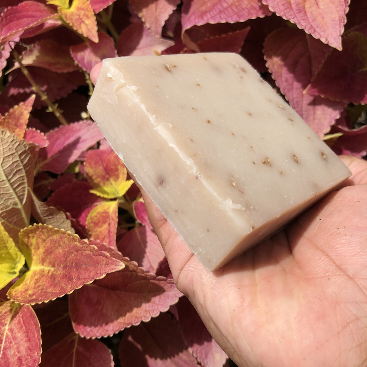 Kayylaiguess's tweet photo. @HBCUfessions We have handmade body care and skin care products formulated for all skin types! Head on over to our website ! You won’t be disappointed! #shopblack #shopnola 
https://t.co/agks2dhYrA https://t.co/my0RCvcvFe