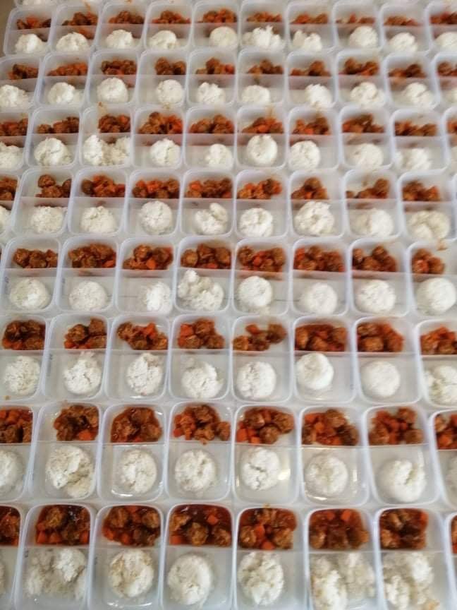 specs_inc's tweet photo. Ever tried Beef Siomai in Sunday Sauce on a weekday? Itโs superb! This wonderful recipe idea was brought to us by the COP Team for the more than 200 kids of Barangay San Dionisio, Paranaque City.
#PusoKitchen #COPTeam #SPECSFoundationInc https://t.co/6RwbjleD7Q