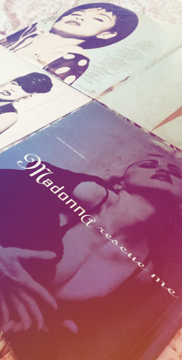 CHAVADOR71's tweet photo. 🔥🔥🔥🔥👑🎶💓🎉
#TheImmaculateCollection30 #Madonna #vinil https://t.co/ZSl5A8RjFu