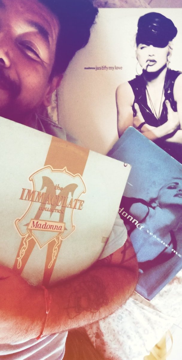 CHAVADOR71's tweet photo. 🔥🔥🔥🔥👑🎶💓🎉
#TheImmaculateCollection30 #Madonna #vinil https://t.co/ZSl5A8RjFu