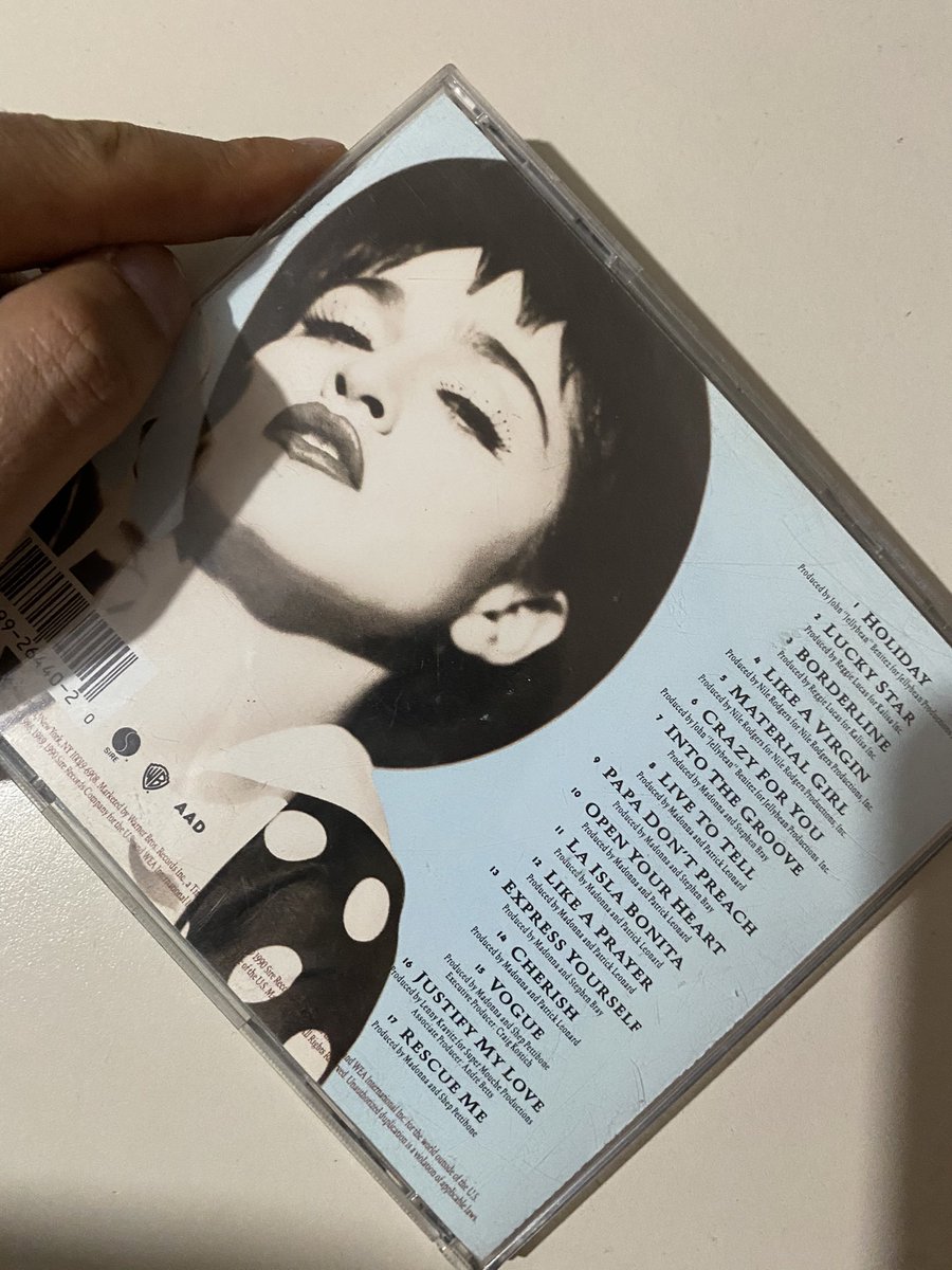 Rogerrs18's tweet photo. @Madonnitoo Este hogar está inmaculado. #TheImmaculateCollection30 https://t.co/VOgDVwiugT
