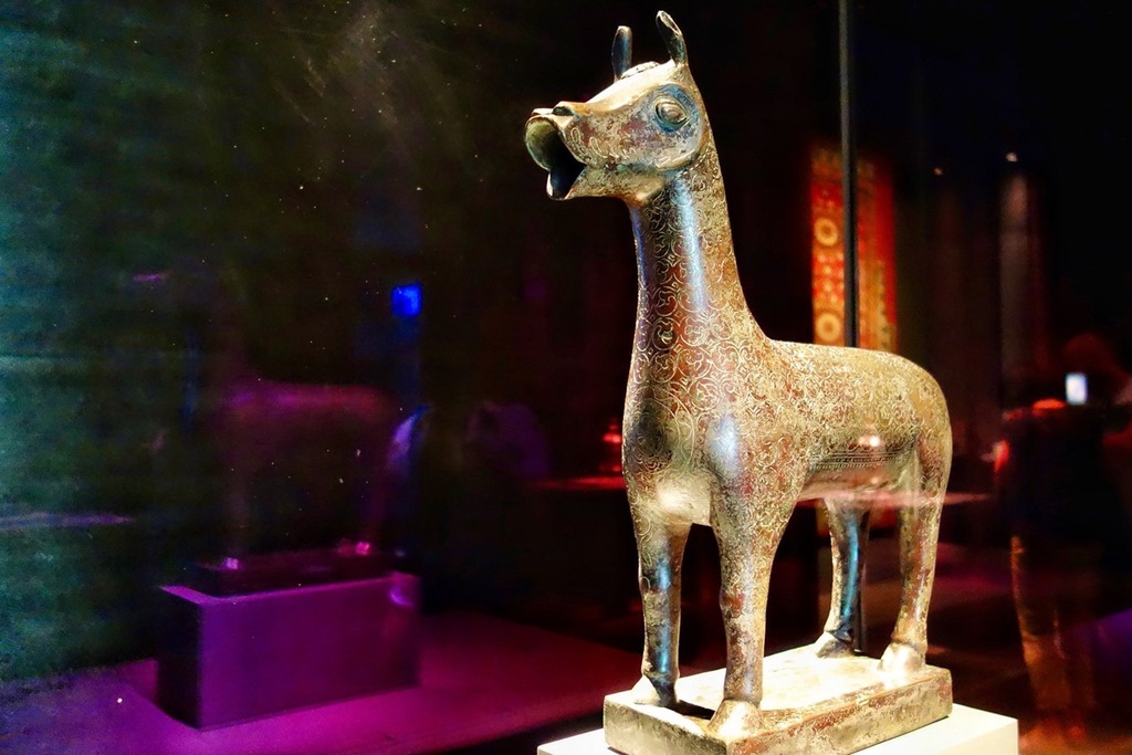 JetSetPandaz's tweet photo. Favorite artefact!
🐼
#sculpture #museumofislamicart #mia #architecture #stopover #citybreak #citylife #cityphotography #doha #qatar #streetphotography #quicktrips #microtrips #travel #instatravel #traveladdict #travelgram #premiumtravel #wanderlust #… https://t.co/AYNITNq67v https://t.co/W47XRESdUb