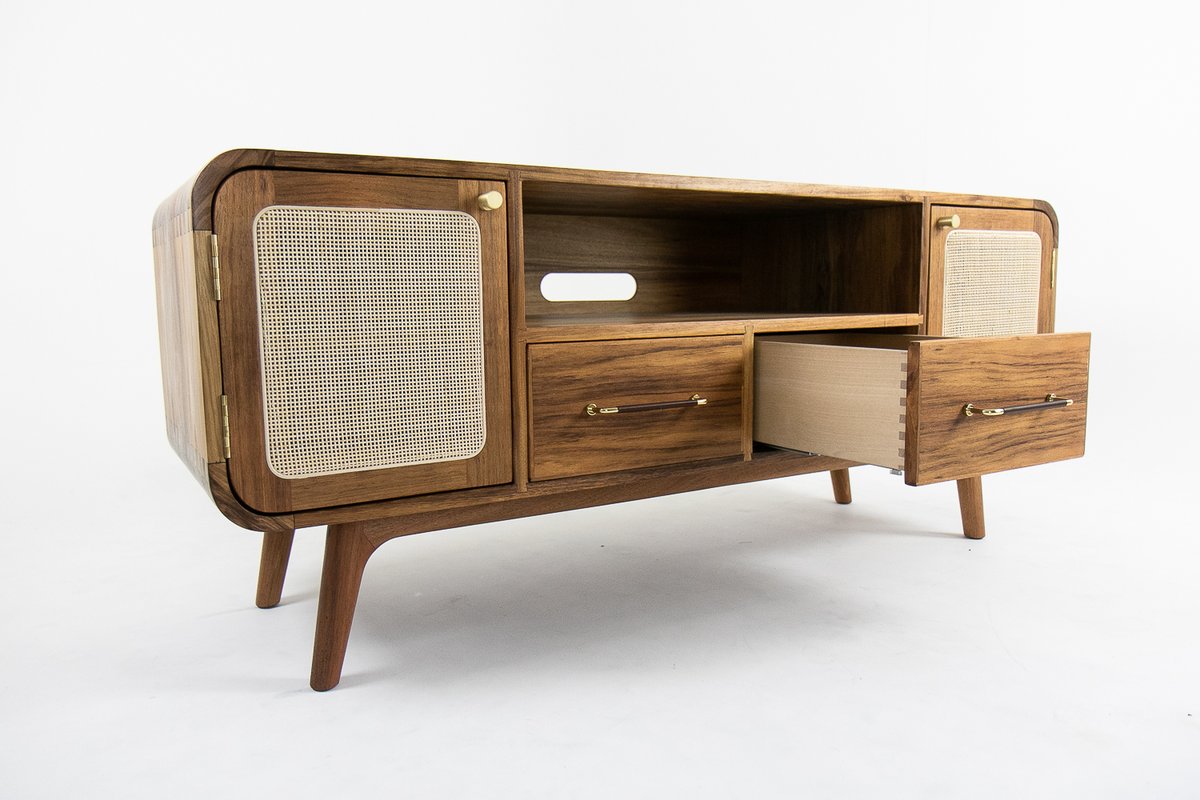 freshiesenior's tweet photo. Stunning pieces of furniture created by our HSC Industrial Technology Timber students! Special congratulations to Charlotte Asbridge &amp; Ollie O'Rourke for being finalists in the Wood Review Maker of the Year 2020: Student Category Award. https://t.co/58wqyRKegD @NSWEducation https://t.co/lemZ7juSIM