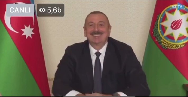 Bir gülüşü var kelebek görse ömrü uzar ddkdkkdkdd❤️🇦🇿