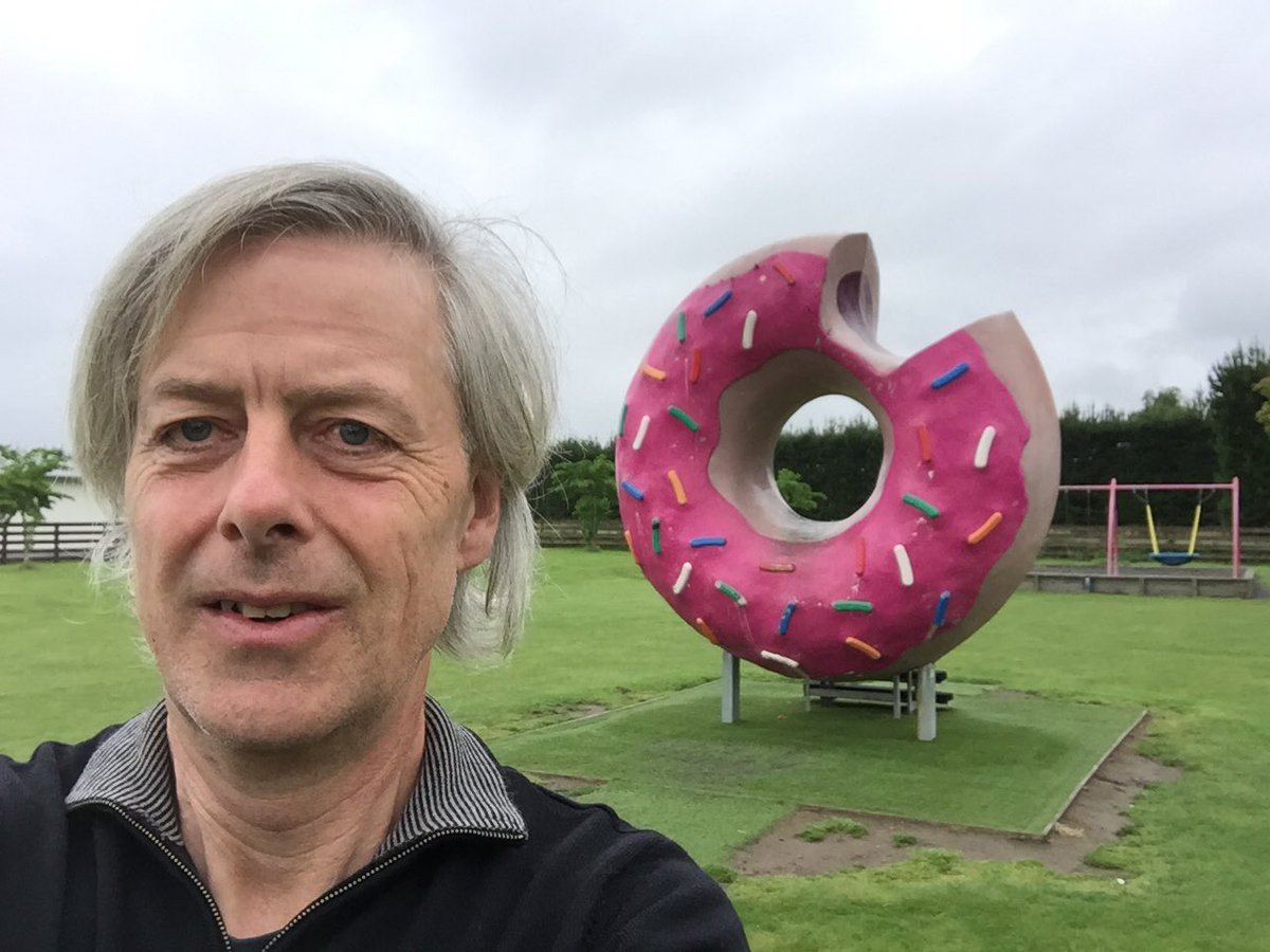 RBlaikie's tweet photo. Springfield. Rested. Showered and shaved.
What else is there to do but take a selfie by the donut ... #TheSimpsons.
#PhantomRide #SouthernAlpsTour https://t.co/Tba91IIH61