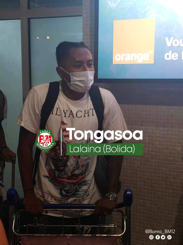Barea_Bm12's tweet photo. L'arrivée de nos #Barea en Côte d'Ivoire 🇨🇮 en image. #TongasoaBarea
Mention spéciale à la Diaspora #Malagasy 🇲🇬 pour l'accueil chaleureux.
La suite des photos sur nos pages IG & FB
👉https://t.co/tF2Jzqf2Gf
#tongasoa #cotedivoire #civ
#BM12 #Madagascar
@lalaina12 @jmorel15 https://t.co/1qxfSYPmoq