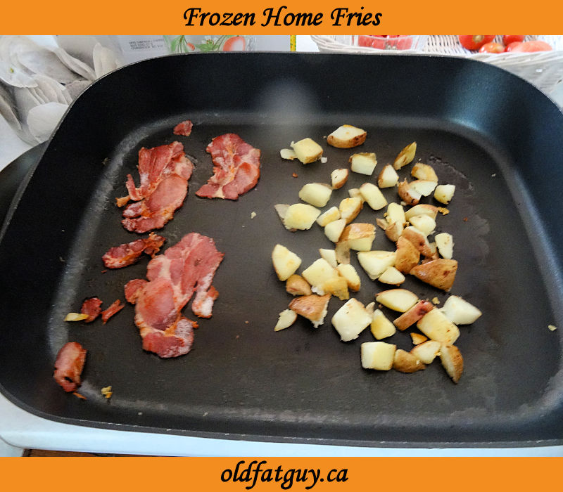 DiscoDavid9's tweet photo. More of this year's potato crop is sprouting. I tried baking them for Frozen Home Fries to use all winter. It turned out great! Check it out at https://t.co/fgw0BTxxOE #freezingpotatoes #homefries #Potatoes #storingpotatoes https://t.co/xzeHdd8sOz