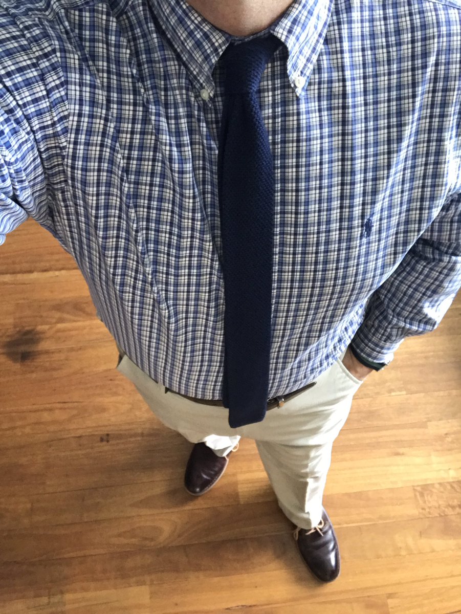 MrPSeanMorgan's tweet photo. What I wore today Tuesday November 10, 2020 #wiwt #prepdom #preppy #ootd #ivyleaguestyle #ivystyle #ivylook #tradstyle #knittie #takeivy https://t.co/9u6h15kfmi