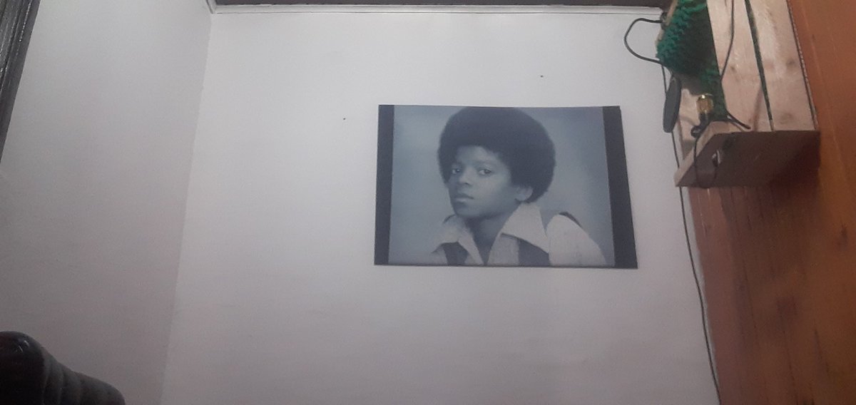 DDekilograma's tweet photo. O quadro que eu queria e fui buscar
#homeestudio https://t.co/C84cphh0QZ