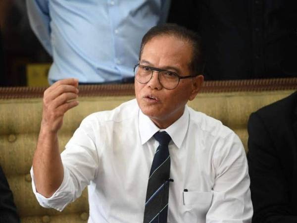 MAAHAD TAHFIZ, SEKOLAH PONDOK DIBENAR BEROPERASI DI PAHANG dlvr.it/RlM51p