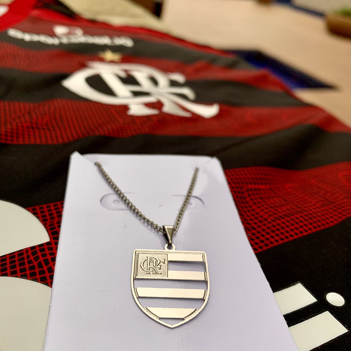 Flunaticoss's tweet photo. E maaaais uma vez, venho pedir aquela ajudinha no trampo dos amigos, e feliz demais com todos os feedbacks positivos de vocês, gratidão total, só motiva mais!! Quem gostar e puder só dar um RT e curtir já ajuda muito 🤩👇🏻 https://t.co/NWON2A3Upw