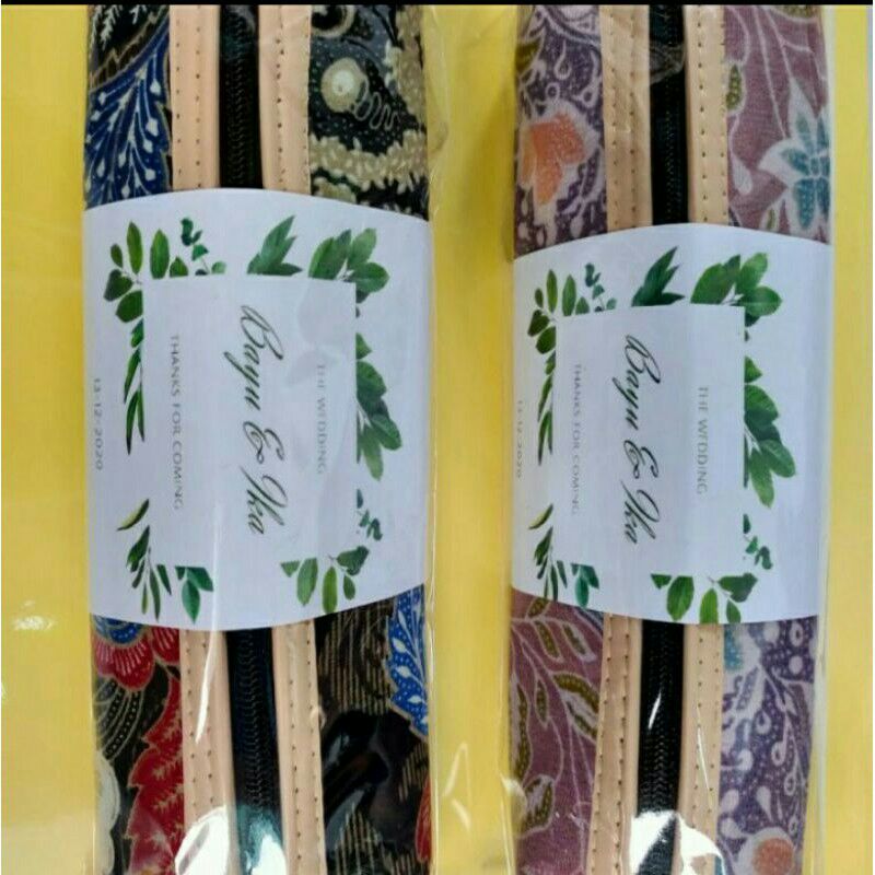 riskaksir's tweet photo. Saya menjual SOUVENIR PERNIKAHAN TEMPAT ... seharga Rp. Dapatkan di Shopee sekarang! https://t.co/9xDBdFJznJ #ShopeeID https://t.co/JYaEAEgJwr