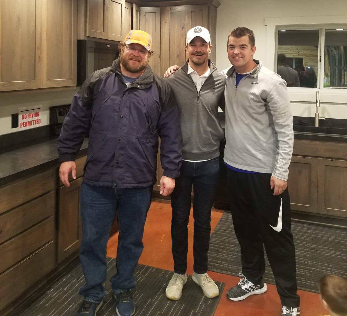 Mychal Lanik tweet media