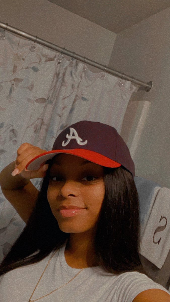 quayaaa_'s tweet photo. hey. https://t.co/JsNfuUNdIl