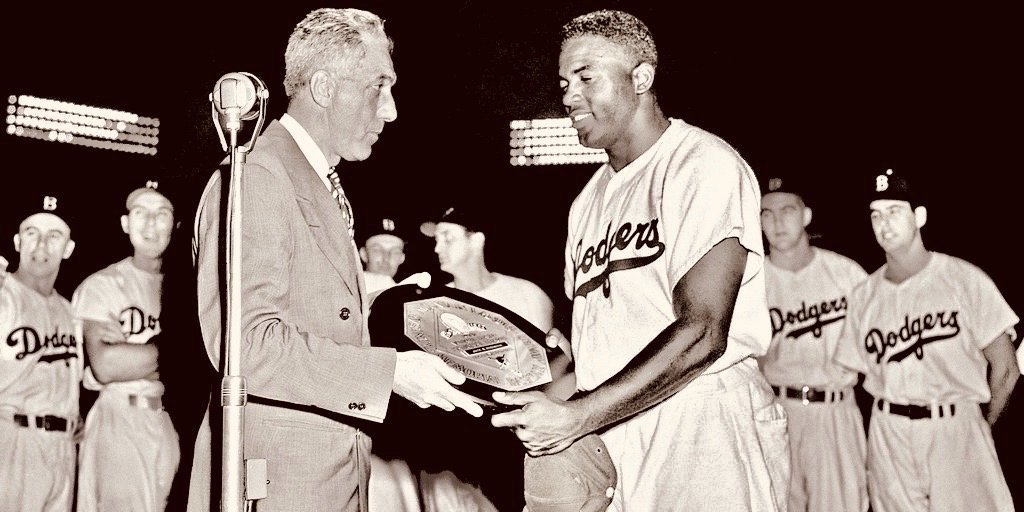 KatCressida's tweet photo. 🍺PERFECT #MLBMonday!🍺
NEED CELEBRATIN like THIS!
AMERICA'S #FavoritePasstime's ⚾️ been for LOTTA US our #FeelGoodVibes this INSANE YEAR-
GOTTA CHEER 🍺 MLB for delivering!
#MLBAWARDS 🏆 droppin-
- #JackieRobinson #RookieOfTheYear just hit!👉🏻https://t.co/tqPwczmJmo
@IrmaVela9 https://t.co/hoZc8hKYa3