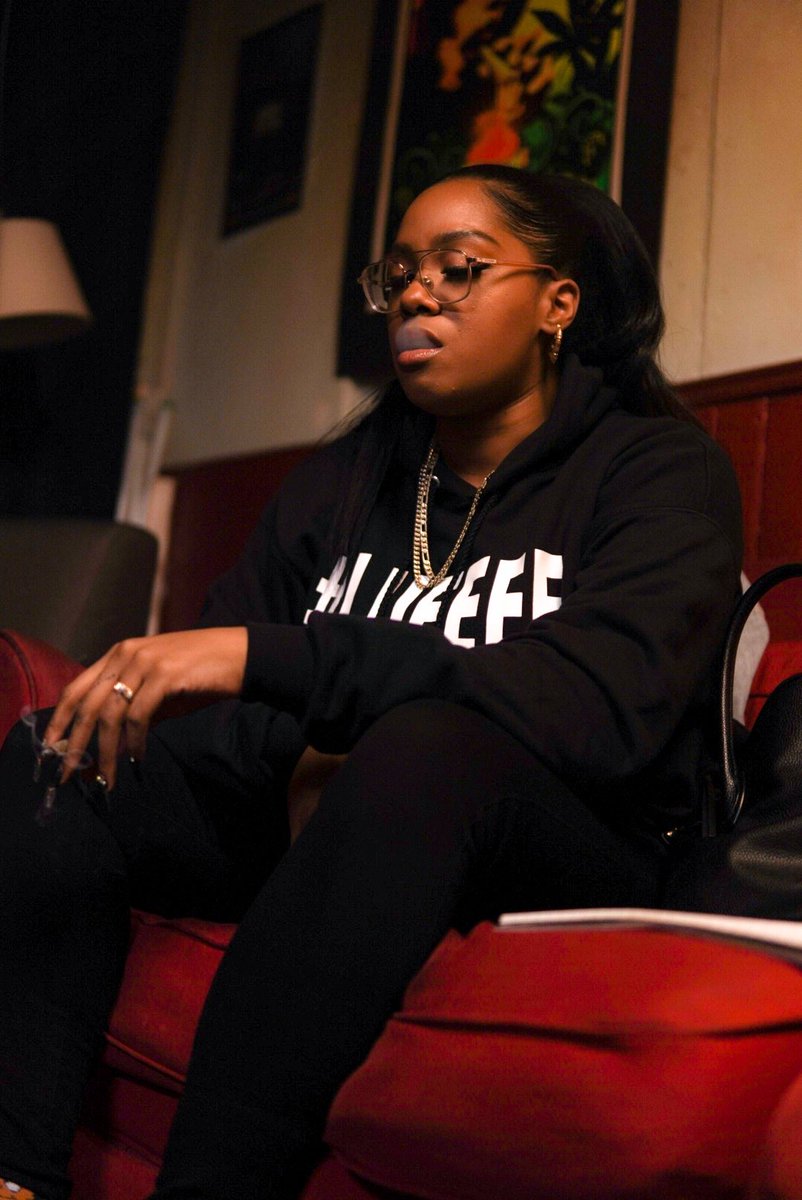 saliyah_itoka's tweet photo. Stu vibes, more #LIFEEE https://t.co/UdB6R3boHU