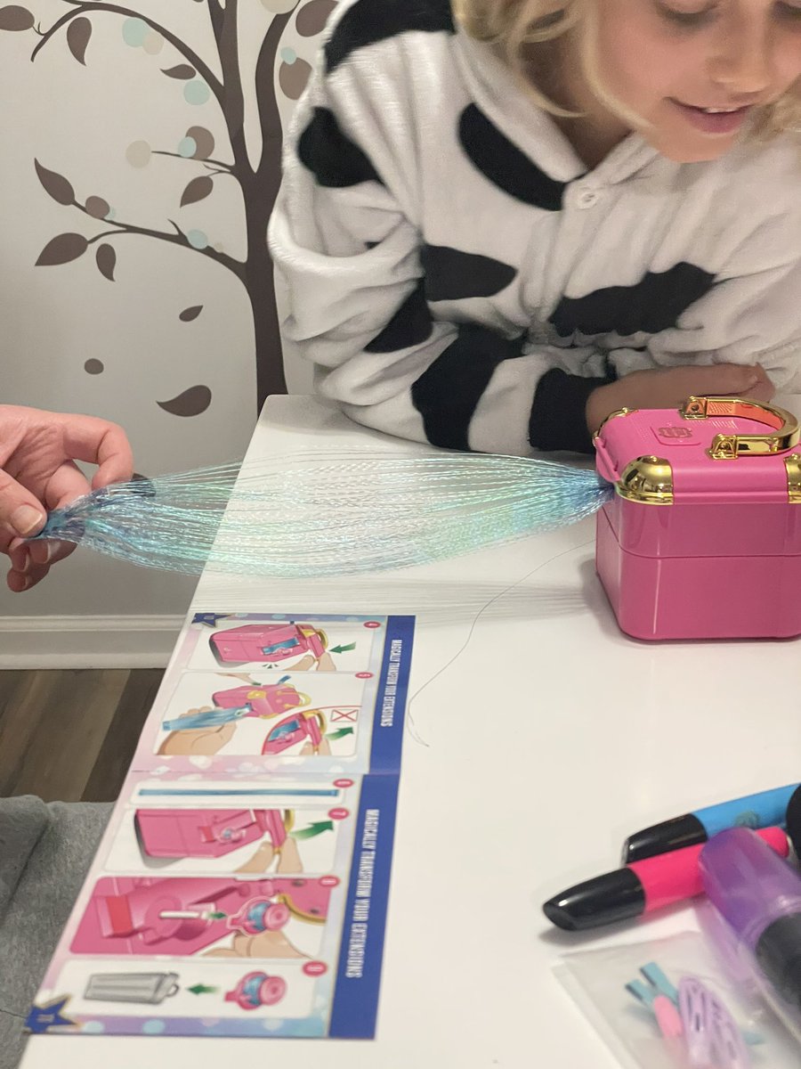 EStranak's tweet photo. Thanks @spinmaster, @CoolMaker, @Orbeezone and @tryazon for binging the spa the house. We had a blast trying out these cool beauty treatments :)
#tryazon, #SpaNightWithSpinMaster,
#SpinMaster, #CoolMaker, #Orbeez,
#HollywoodHair, #GoGlamNailSalon https://t.co/X3BzRYSOLQ