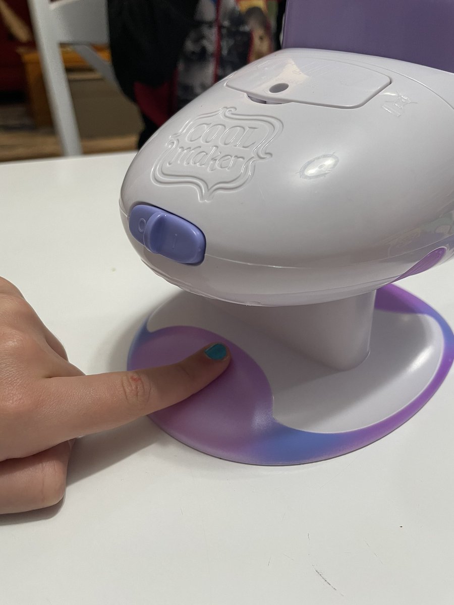 EStranak's tweet photo. Thanks @spinmaster, @CoolMaker, @Orbeezone and @tryazon for binging the spa the house. We had a blast trying out these cool beauty treatments :)
#tryazon, #SpaNightWithSpinMaster,
#SpinMaster, #CoolMaker, #Orbeez,
#HollywoodHair, #GoGlamNailSalon https://t.co/X3BzRYSOLQ