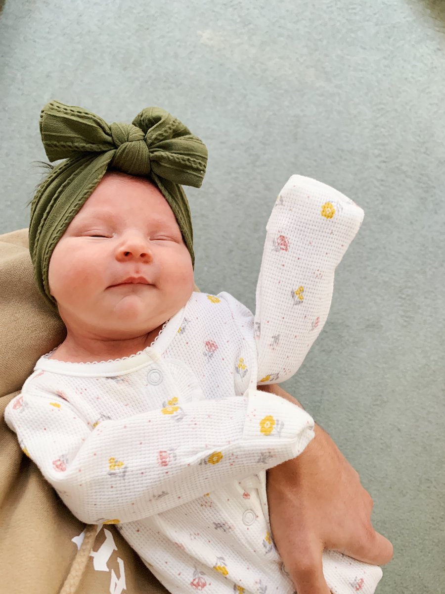 rileymanzo's tweet photo. Meadow Joy Manzo
Born All Saints Day

My firstborn. My arrow. My freakin’ pride and joy. 💛💛 https://t.co/JhLKZULTEw