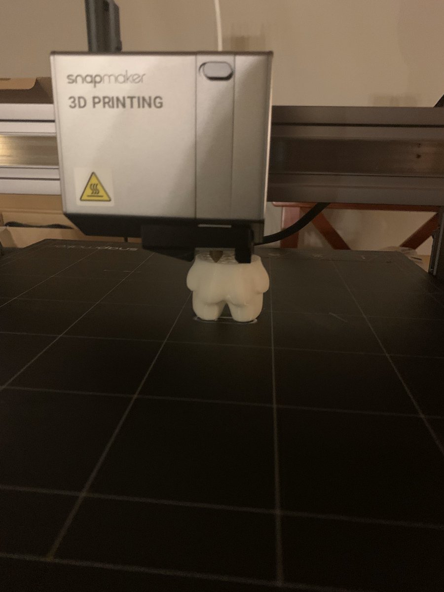 dmacpher's tweet photo. #buttprint https://t.co/Lv3kYXTIz2