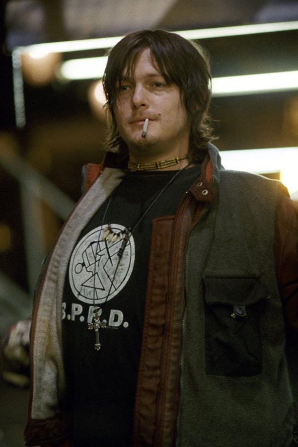 recent_pieces's tweet photo. π #NormanReedus #wesleysnipes #blade #scud #guillermodeltoro #tinyglasses #BPRD #hellboy @wwwbigbaldhead @wesleysnipes #cool #vibes #leather #screenprint #comfy #slick #fashion #art #cinema @Marvel @nytimes @ElvisMitchell #marvel @RealGDT #film #Tex #MovieMonday #moviescene π https://t.co/T8sABkqAr1