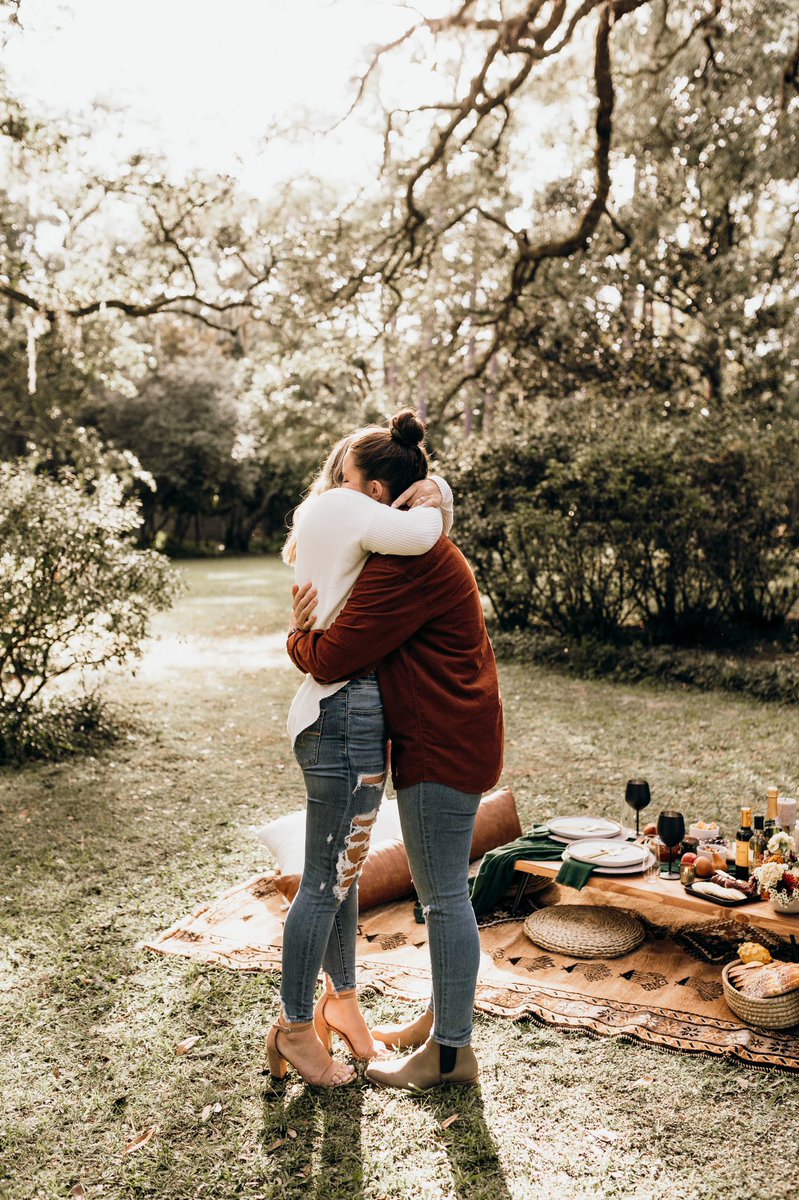 thatgirlkenzi's tweet photo. Some things just go better together, and probably always will. https://t.co/jr34f2839T