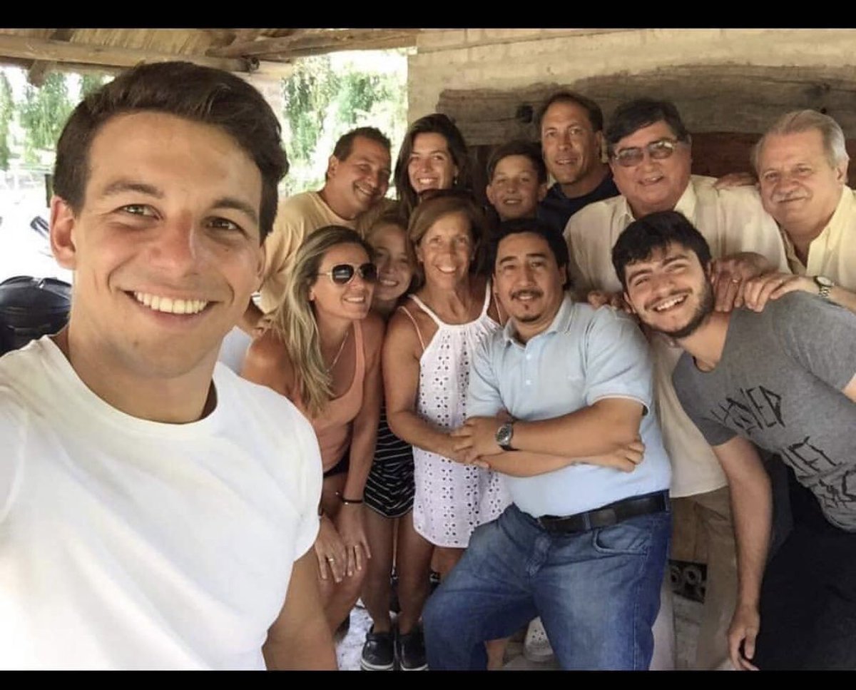 caminosoficial's tweet photo. 18 años de viajes, de mates compartidos, de aprendizajes. De historias de vida que nos conmovieron hasta las lágrimas! 
18 años de festivales, eventos, fiestas patronales, obras, viendo crecer a cada una de las localidades que nos acompañan desde el día uno https://t.co/x9JmnlcM6B
