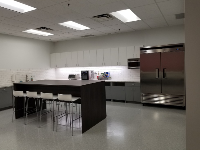 CFS_MplsMN's tweet photo. One of our clients needed a space for employees to take breaks and gather for company events. We helped with providing easy maintenence soft seating, chairs, stools and a community table. Looking for office furniture? Call us today at 952-922-6683. #TotalWorkplaceSolutions https://t.co/tH21ezNCHQ