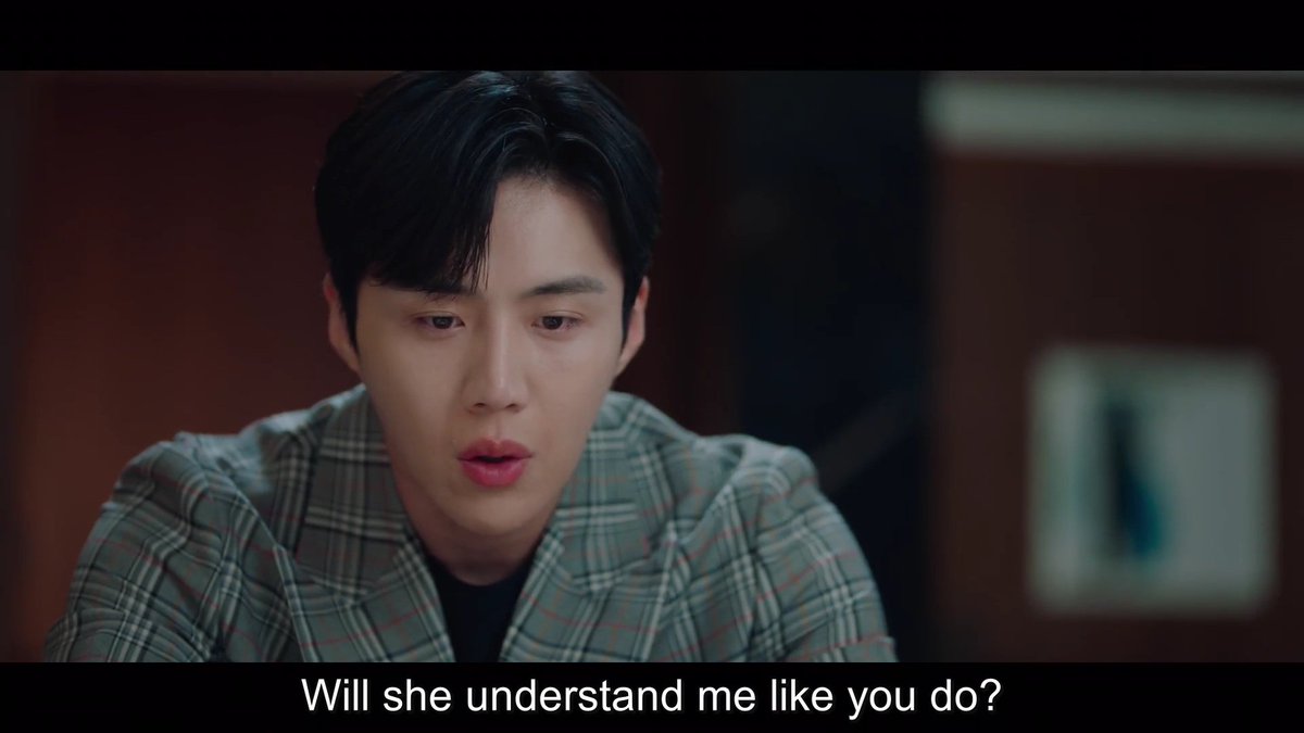 Did Jipyeong feel bad about what he said to Dalmi? Yes he did.This is one thing that makes me root for him. He knows what's best for her. He knows her too well that Dalmi probably will understand his good intention. This kind of confidence is truly admirable.