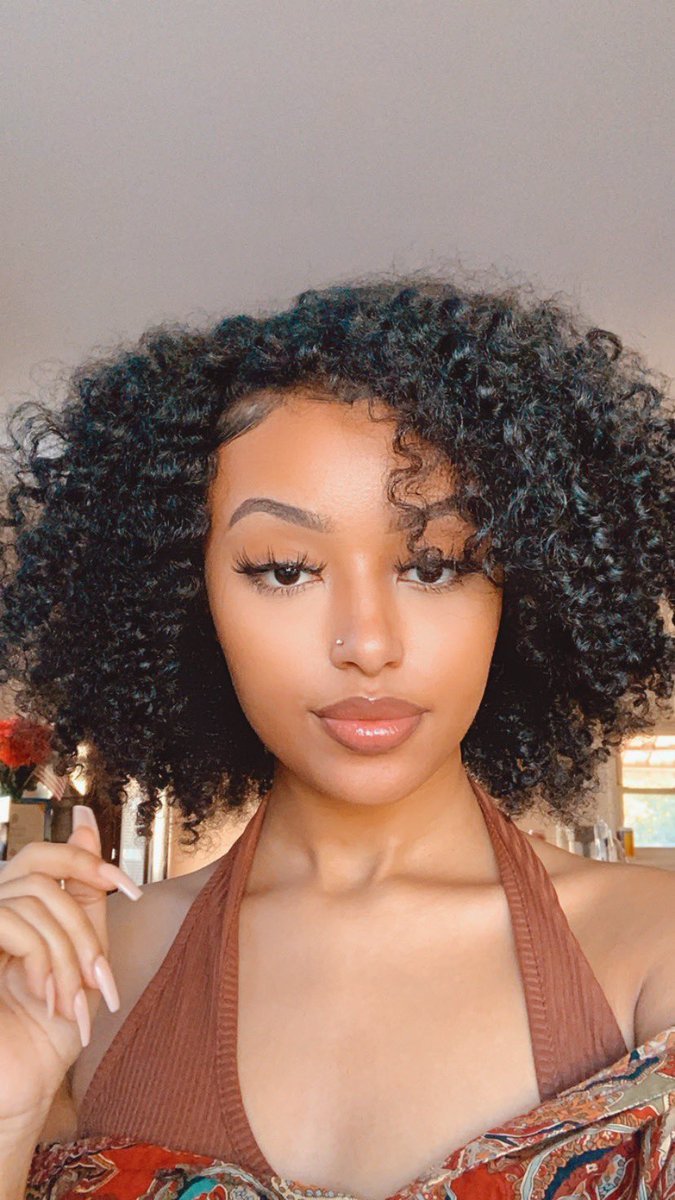 Badgalbitanya's tweet photo. always kept it simple https://t.co/ueBonokOlr