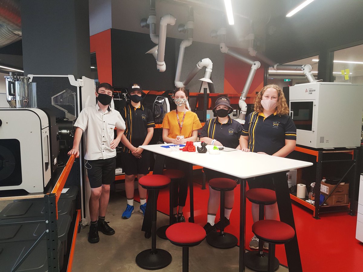 The ‘Regional Rail Revival Design Challenge 2050’ CMC team spent three hours prototyping their solution to the gap between platforms and trains. The Year 7s will submit their pitch for judging next week. Thanks to the Bendigo Tech School.
#cmcBendigo #cmcSTEAM #cmcYear7