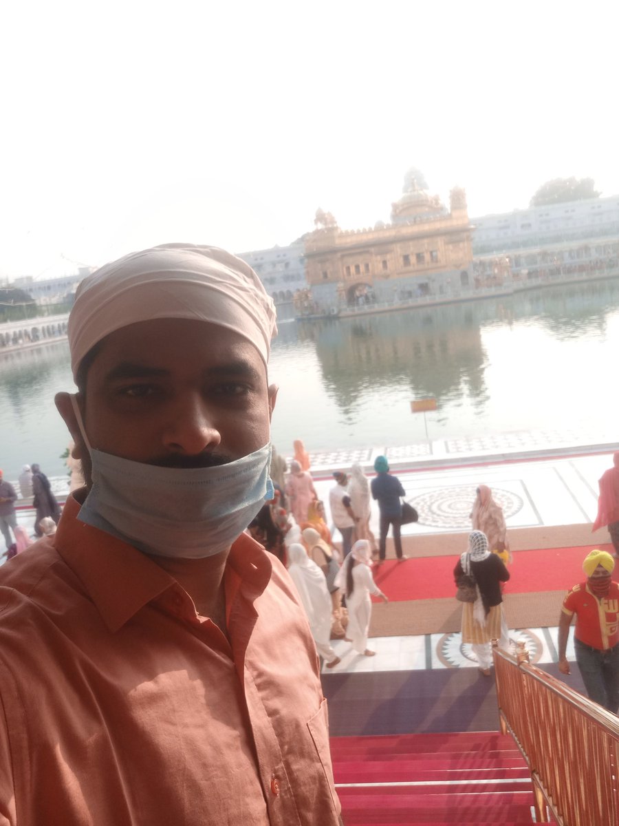 SonuuVerma's tweet photo. #blessing #waheguru can save india from hindu muslim disputes https://t.co/Eb9q37Cjjz