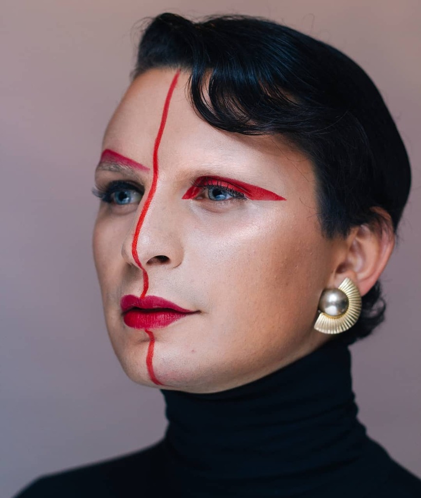 niebieskki's tweet photo. Van Derr - 2019
Digital
MUA: @chanchelen &amp; @bbviejx 
Style: @jesi.osorio 
.
.
.
.
.
.
.
.
.
.
.
#hurtlamb #paperjournalmag #vsco #vscobest #timetobehave 
#indiependentmag #tendermag #hylasmag #portrait_shot #portraitsvisual
#fashionphotographychannel #fpcha #onearthmagazine … https://t.co/wpvr14CQoe
