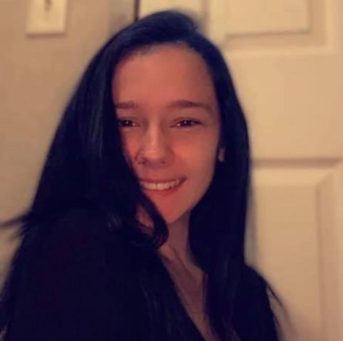 NiagaraAction's tweet photo. MISSING TEENAGER NIAGARA FALLS: the following 17-year-old female, Faith Schriber, of Niagara Falls, has been reported missing by her family. She was last seen on Monday, November 9th, 2020. If you see her or know of her whereabouts, please call NFPD at (716) 286-4547. https://t.co/bdigVTDx44
