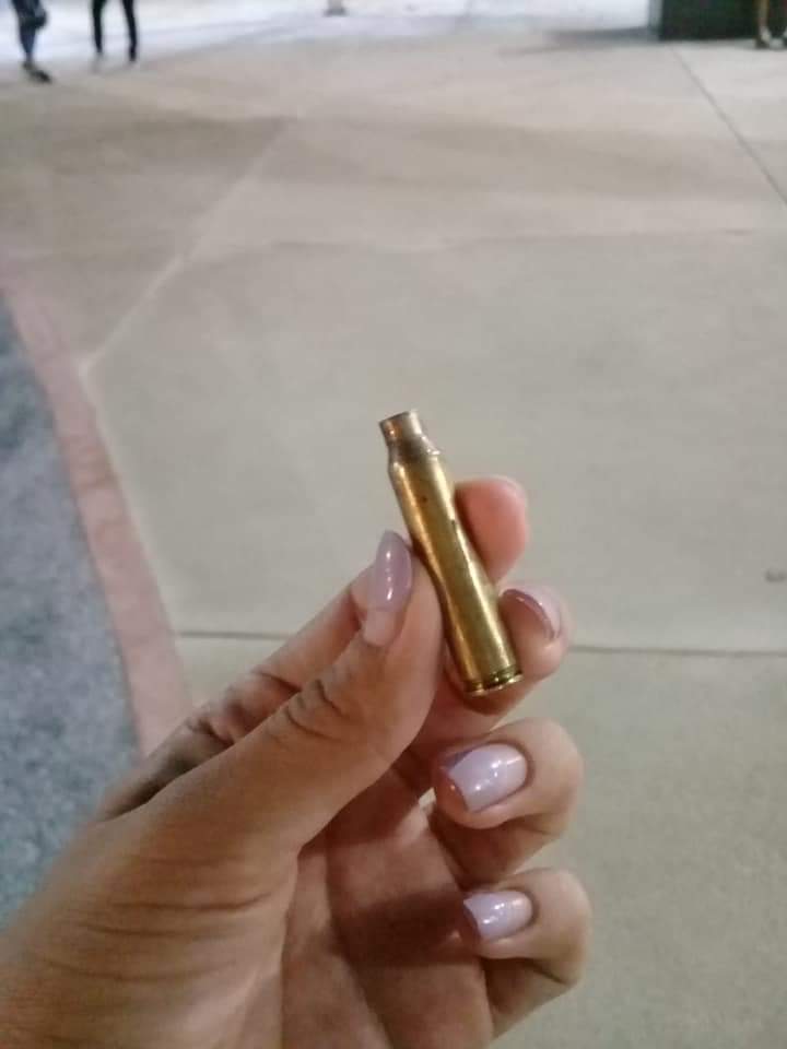 MeDicenBuho's tweet photo. Dos Reporteros heridos de bala (ambos están estables), uno más herido en la cabeza con una bala de goma, una Seguridad Pública que deja MUCHO que desear en #QuintanaRoo peor aún en #Cancún, a los hechos me remito. https://t.co/w1merwwGjU