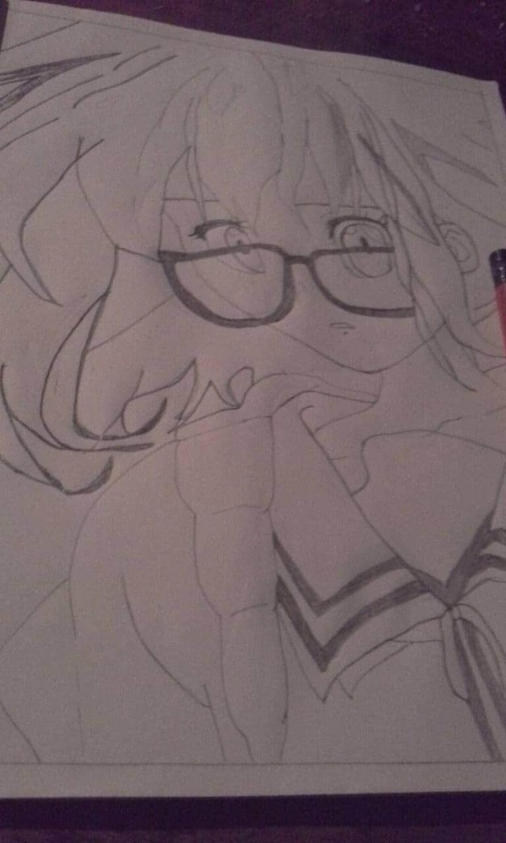 Nimsi09's tweet photo. Lo dibujé hace unos... 4 años, desde entonces no he vuelto a tomar un lápiz para dibujar algo que me guste. Creo que no vale la pena. 🤢 https://t.co/punQBlwG7Y