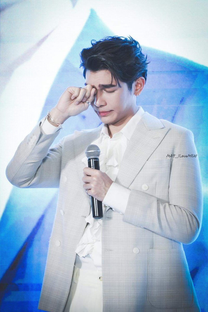 HtunSoung's tweet photo. Good Mewning🌞
Have a good day to Our King👑💛
#AlwaysStayWithMew https://t.co/S4hfpSQCSa