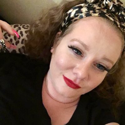 coffeentaco's tweet photo. #happybirthdaytome #ScorpioSeason #making32lookgood https://t.co/U7p3LLr81z