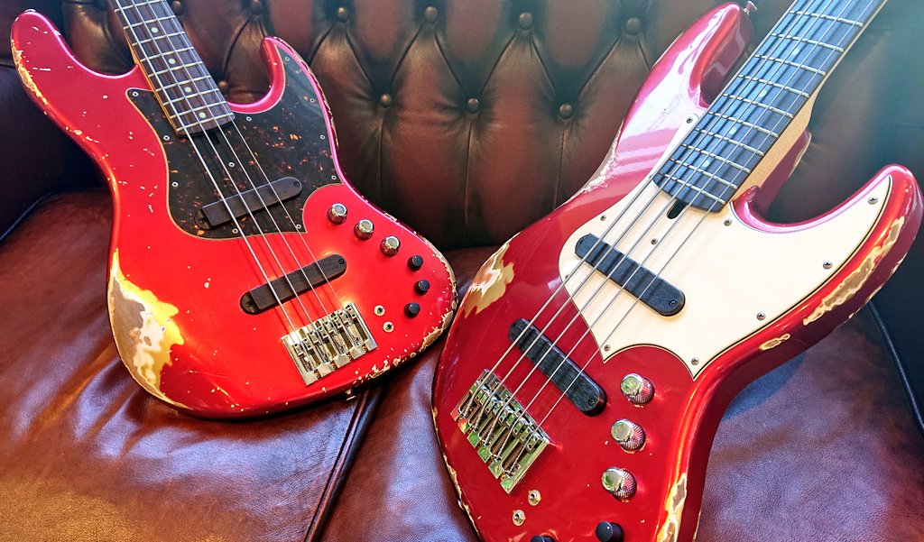 Shunta_honD's tweet image. おはようございます☀️

今日も良い天気ですね！
XJ-1T、4、5、6弦各種揃えてます。
気になる方はぜひXotiqueでお試しください♪

本日も11:00〜19:00で営業してます。

よろしくどうぞ！👍

#Xotic #XJ1T #CandyAppleRed #Xotique