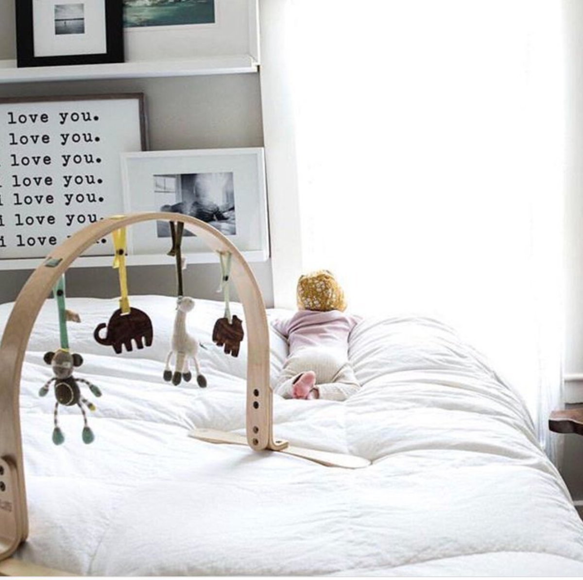 Finn + Emma tweet media