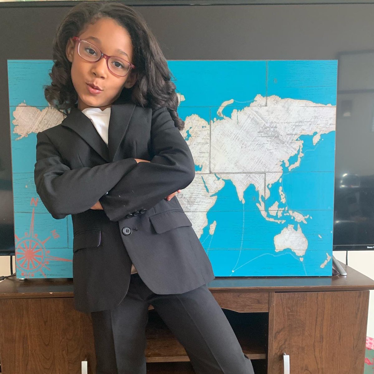 bmeade_KU's tweet photo. “I may be the first woman in this role....but I won’t be the last” #RepresentationMatters #futurepresident #KamalaHarrisMadamVicePresident https://t.co/yIlLIerHev