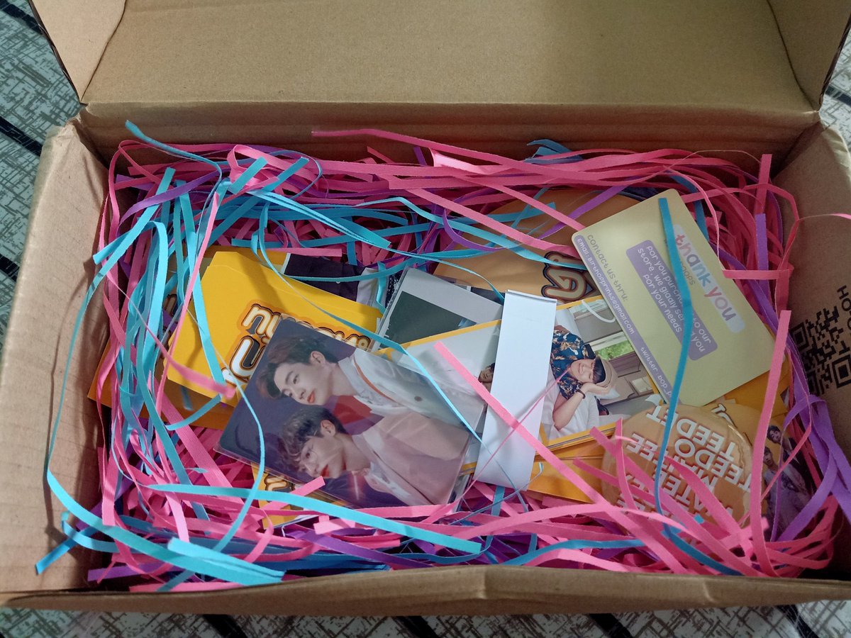 MartinneAlbert's tweet photo. Finally got it yesterday, only had time to open it today. Thank you @bop_ph ! Love them!
#GMMTVRoyalCouples #GMMTVHolyTrinity #HolyTrinity #Peraya #Babii #Polca #KristSingto #TayNew #OffGun #ImTeeMeToo https://t.co/M3X6HFpWwO