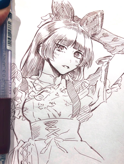 電車と待ち時間中に描いてた(((( '-' )))) 