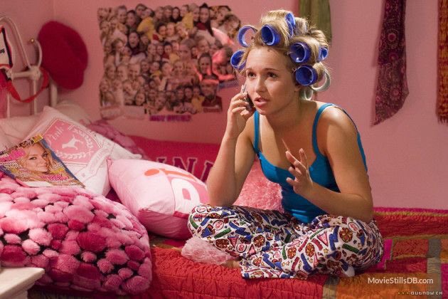 wolfiefendi's tweet image. would have loved to be a teen in the 2000s