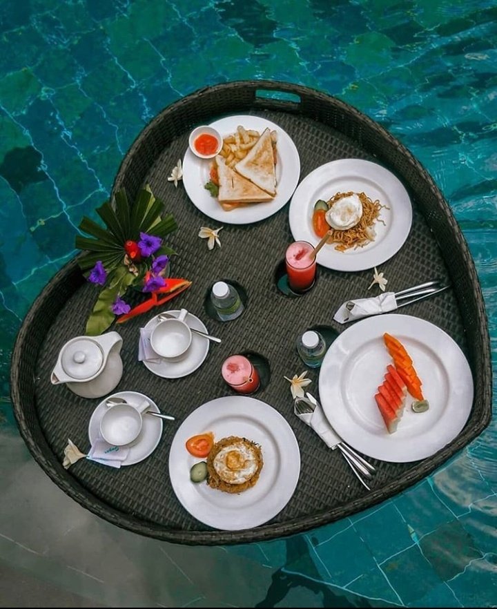 Sadina_Bali's tweet photo. Hello dari Ubud 🌿

Yuk cobain Floating Breakfast nya 
Special Promo🔥:
🛏️Suite Room Staycation || 500rb
🛏️1Bedroom Pool Villa Staycation || 800rb 

Segera pesan disini 📩

#balipromo
#specialubud
#ubudresorts
#ubudvillas
#liburanbali https://t.co/udfnEIHkHZ