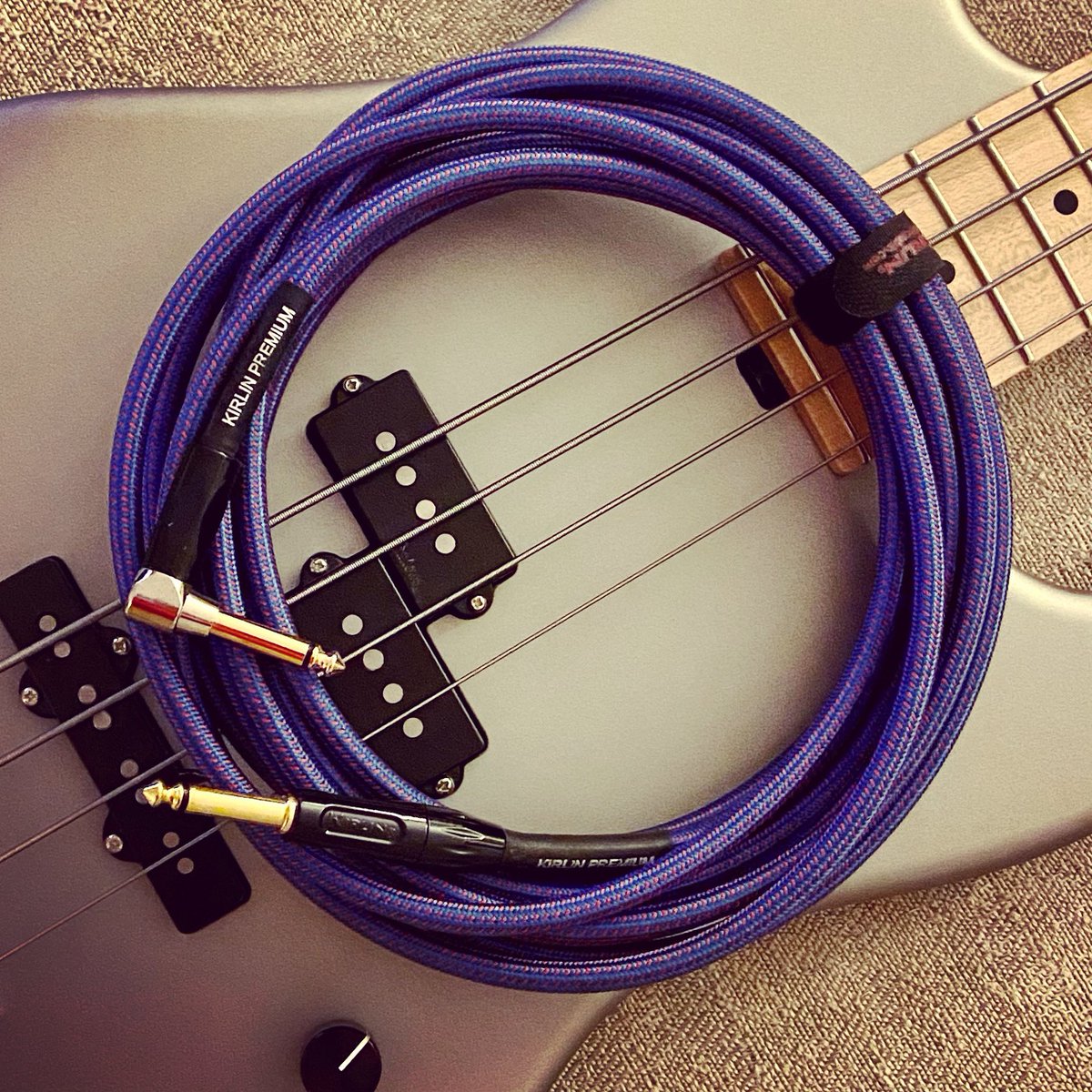 J0EYKUN's tweet image. @KirlinCable Premium Cables are just that....Premium! #kirlincable #kirlinpremiumcables #kirlin #kirlinartist #instrumentcable #sadowskybass #thebest